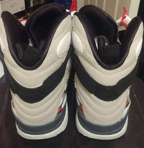 Air Jordan 8